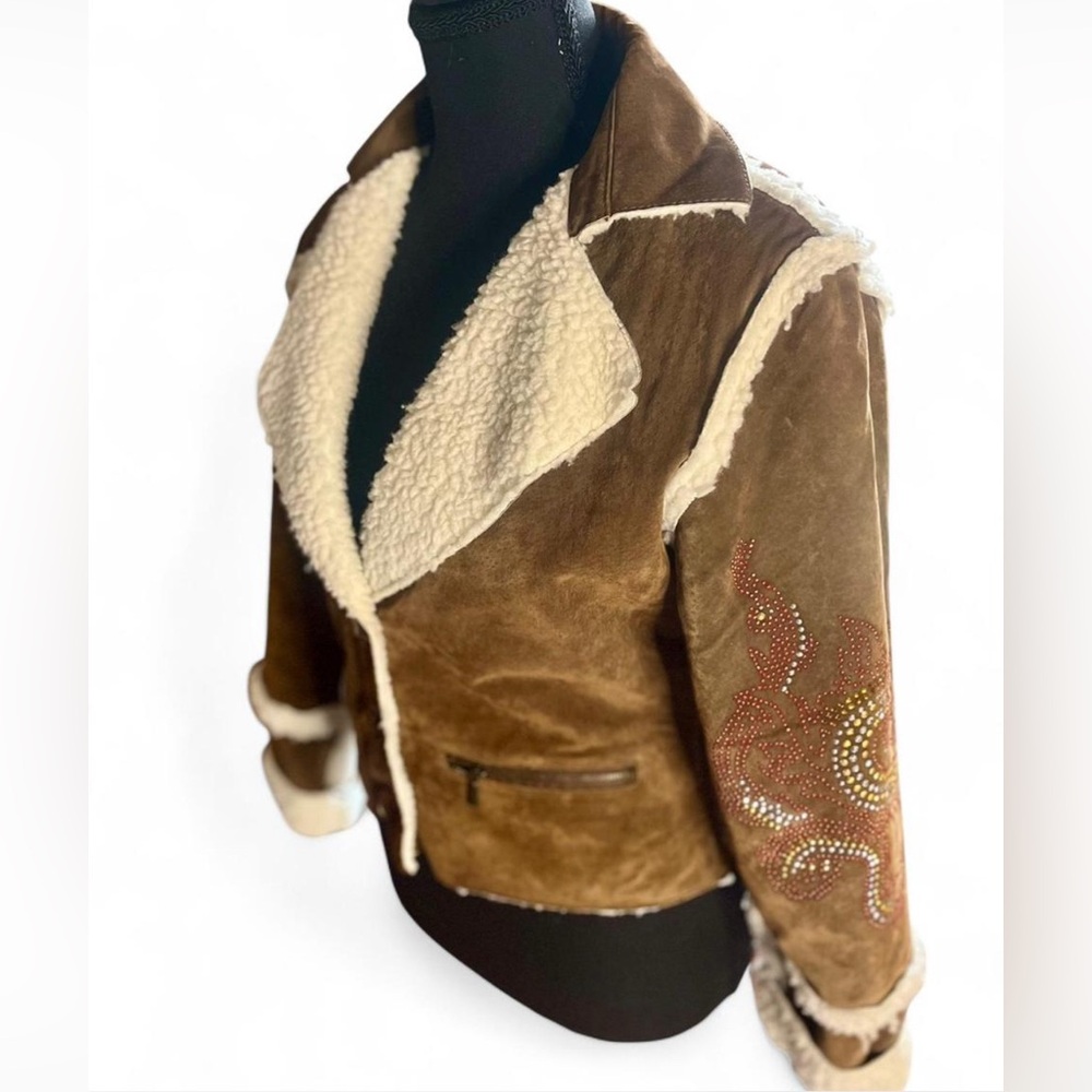 Vintage 100% leather suede y2k “like, love” brand sherpa lined jacket